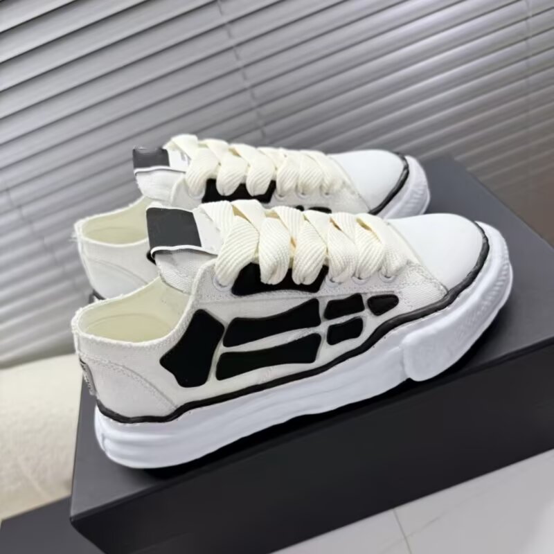 Dissolved Shoes For Both Men A - огляд і ціна Men'S Fashion For 30 Year Olds